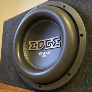 EDGE 12" 3000W ja Monoblock. Pult